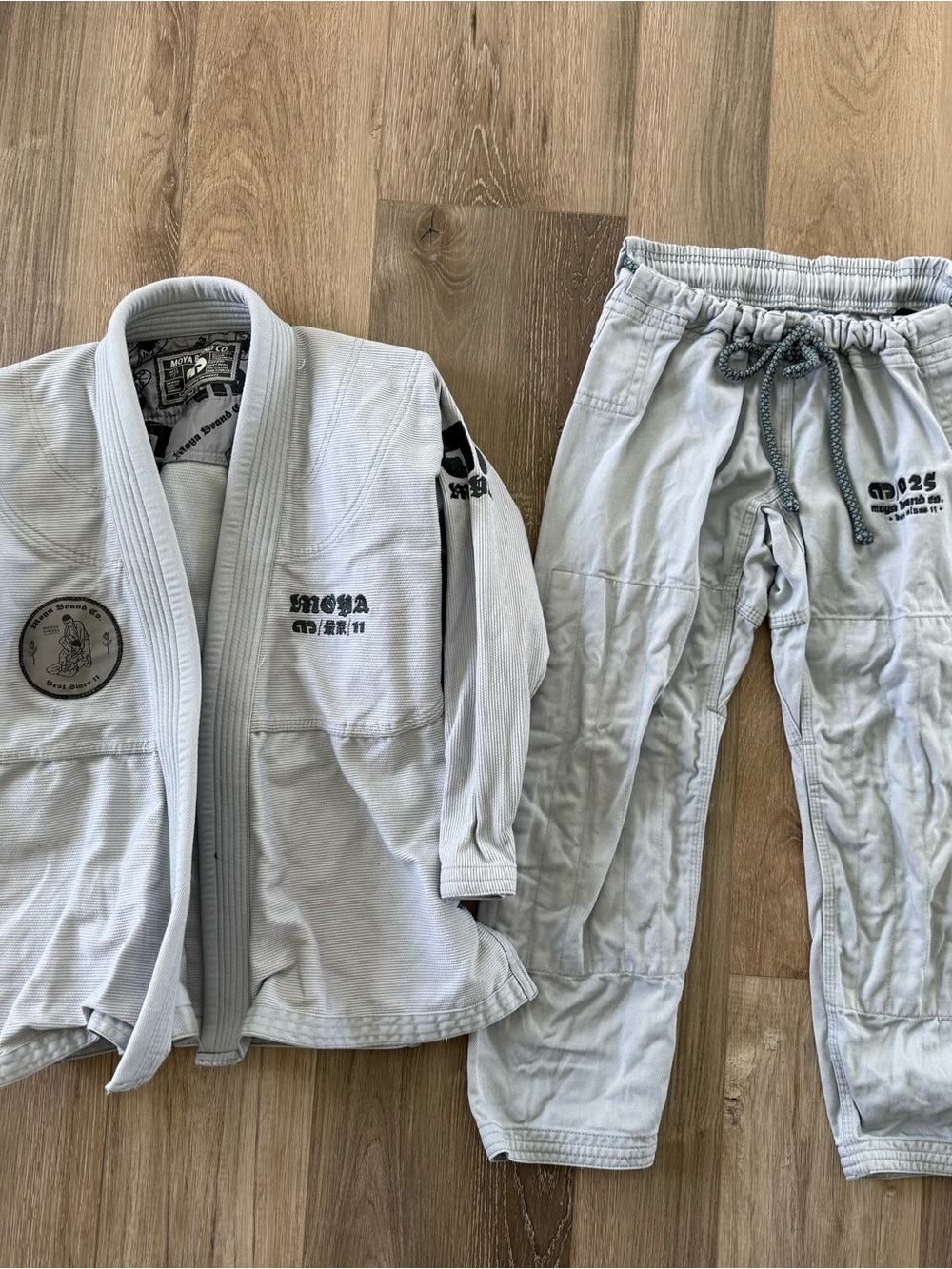 Moya Kids Gray Jiu-Jitsu Gi Jacket & Pants